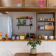 キッチン壁 アクセントタイル貼り