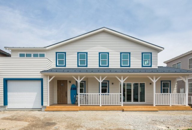 ビルトインガレージのある家